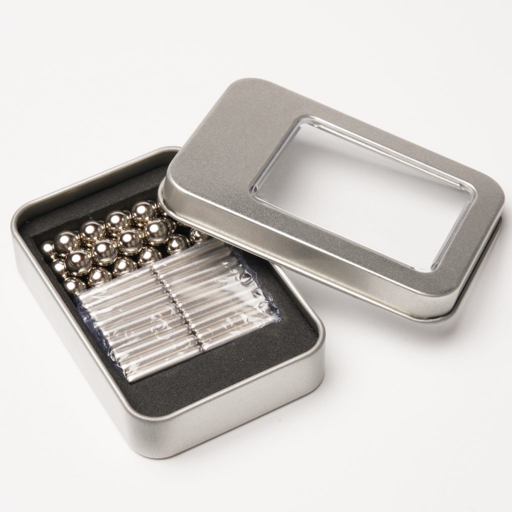 Magnetisches Konstruktionsset (36 Stangen, 27 Kugeln) - silber